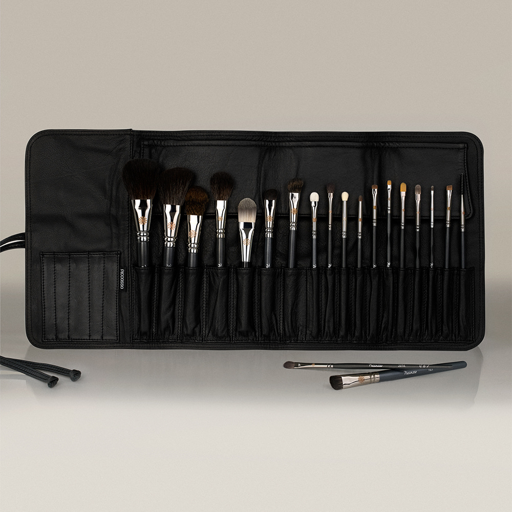 Bộ cọ trang điểm Professional Black 18 cây